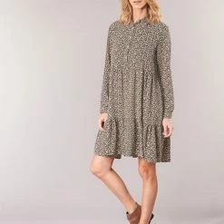 Betty London JECREHOU Couleur Beige / Marron -Betty London Soldes Magasin 11051392 500 C