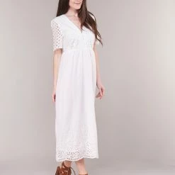 Betty London MARTI Couleur Blanc -Betty London Soldes Magasin 15688504 500 C