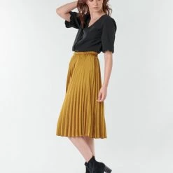 Betty London NOISIE Couleur Noir 7 Betty London NOISIE Couleur Noir -Betty London Soldes Magasin 18136969 500 C