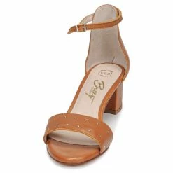 Betty London OLAKE Couleur Camel -Betty London Soldes Magasin 18986775 500 C