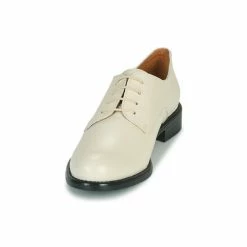 Betty London OULENE Couleur Ecru -Betty London Soldes Magasin 19052068 500 C