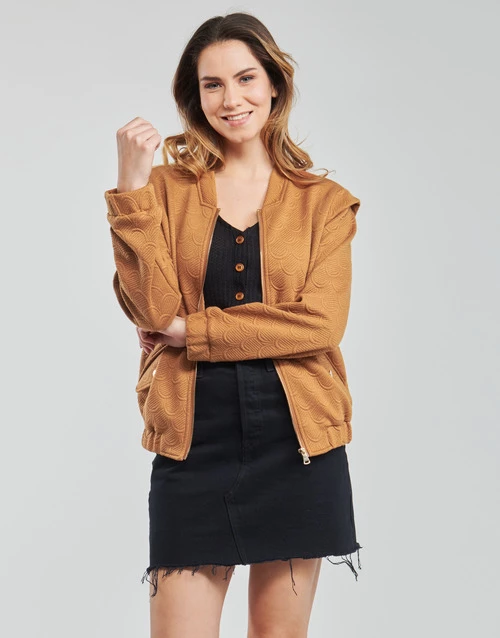 Betty London CIAOBELLA Couleur Camel 3 Betty London CIAOBELLA Couleur Camel