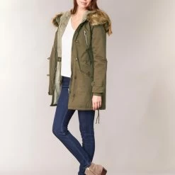 Betty London HARI Couleur Kaki -Betty London Soldes Magasin 6284026 500 C